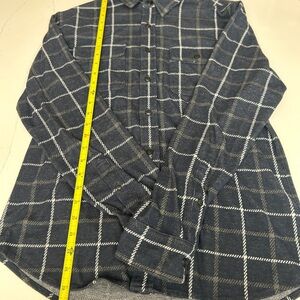 Faherty Navy and White Flannel